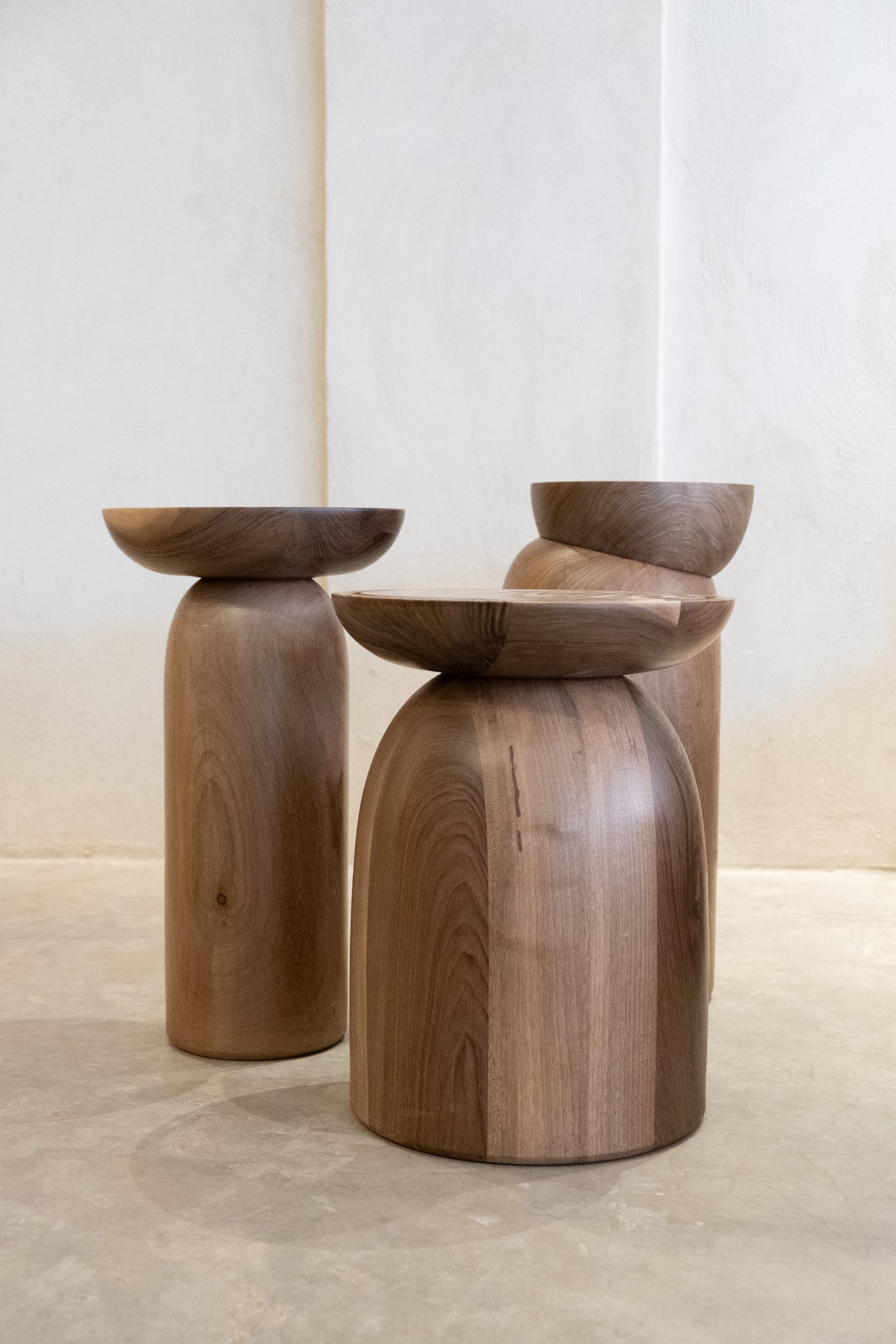 Table d'Appoint Ronde en Noyer - HEVEA