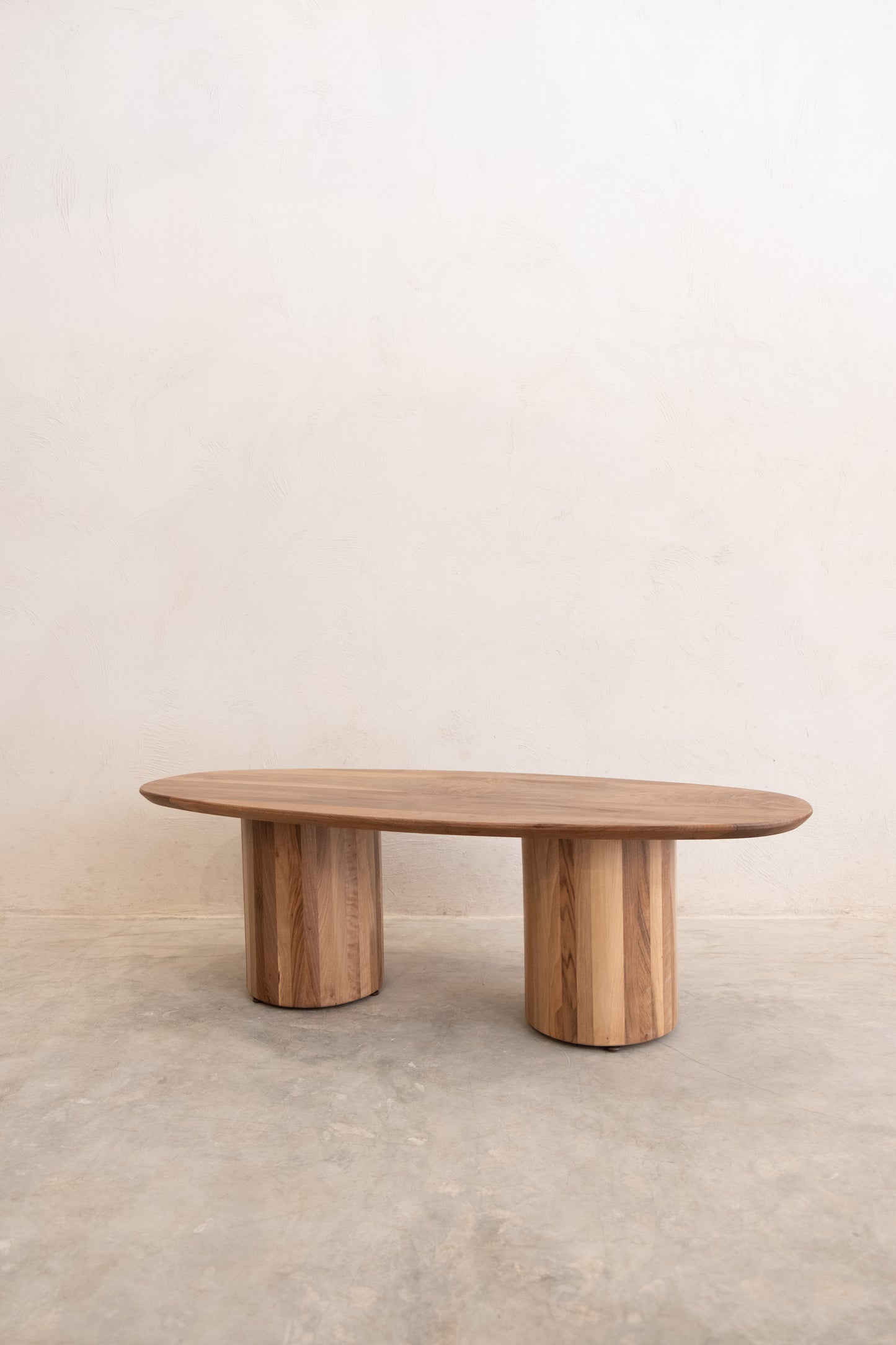 Table Basse Ovale en Noyer