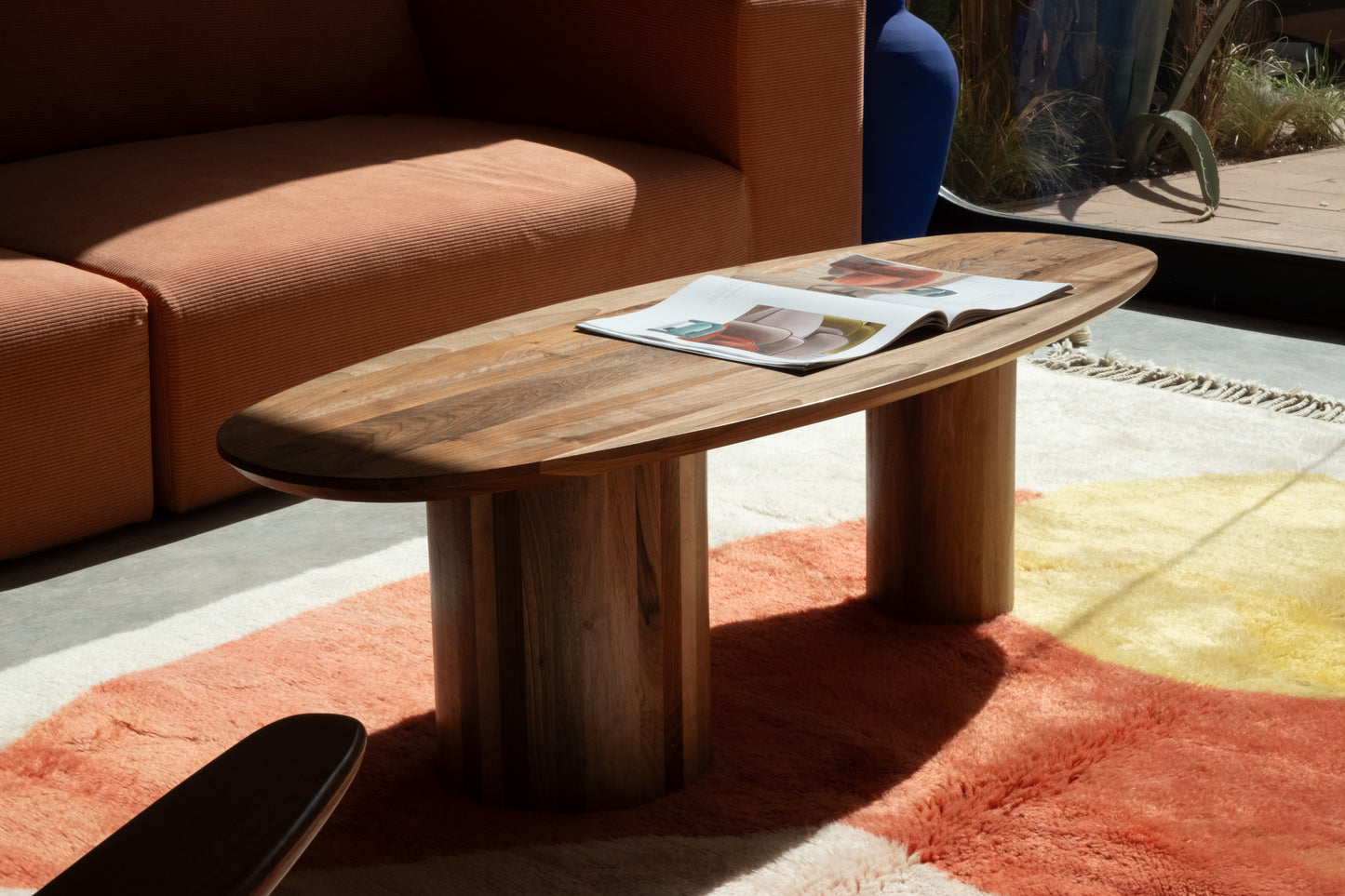 Table Basse Ovale en Noyer